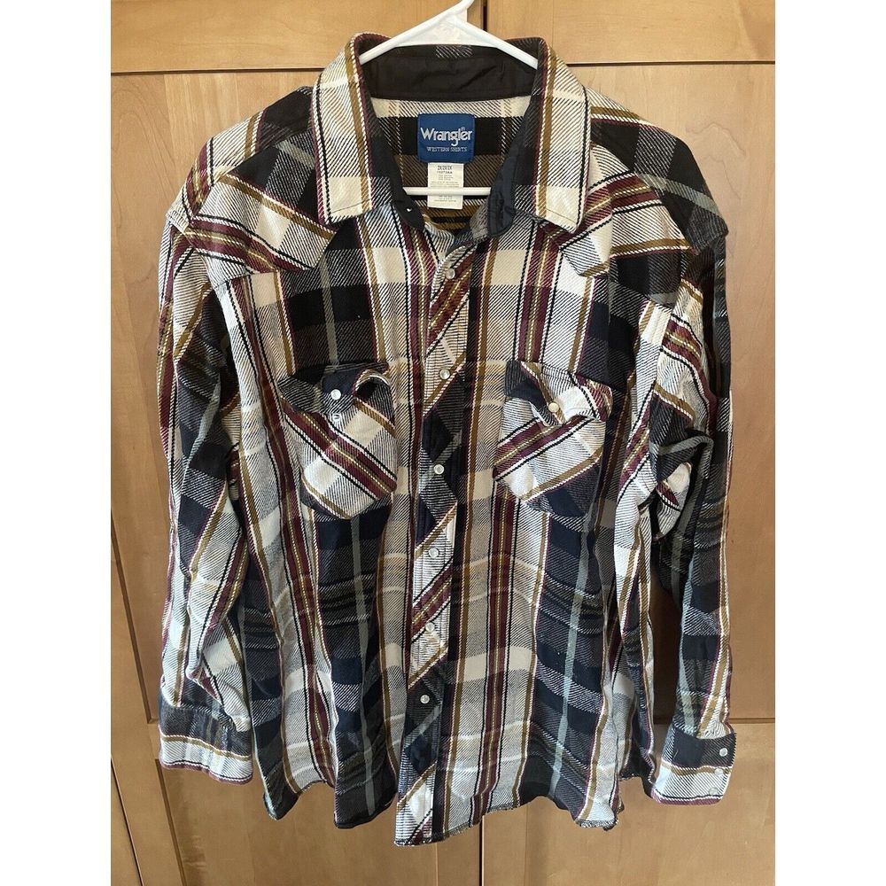 Men's 2XL Wrangler Pearl Snap Flannel Long Sleeve Shirt